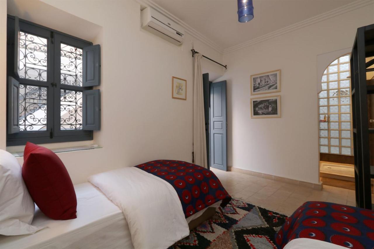 Riad Dar Safi - Privatise Pour 6/8 Pers. - Jacuzzi 马拉喀什 外观 照片