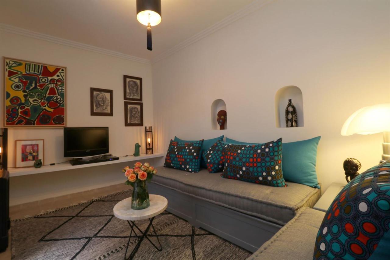 Riad Dar Safi - Privatise Pour 6/8 Pers. - Jacuzzi 马拉喀什 外观 照片